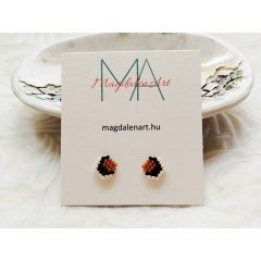 Leopárd foltos mini átszúrós gyöngy fülbevaló