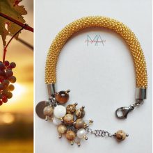 "Tokaji aszú" szőlőfürtös karkötő ásványgyöngyökkel