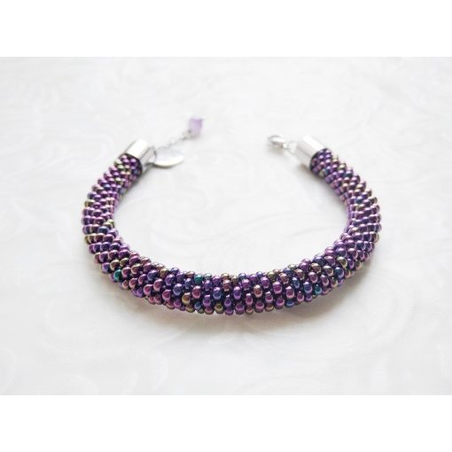 "Éj királynője" irizáló lila gyöngyhorgolt ékszerszett, nyaklánc és karkötő