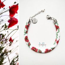 "Pipacsok" pipacsmintás apró gyöngyökből horgolt karkötő