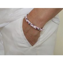 Cseresznyevirág mintás gyöngyhorgolt karkötő